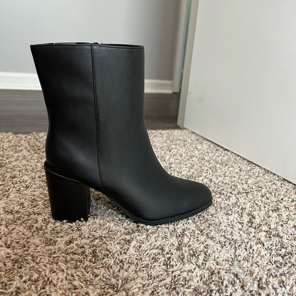 A New Day Janelle bootS